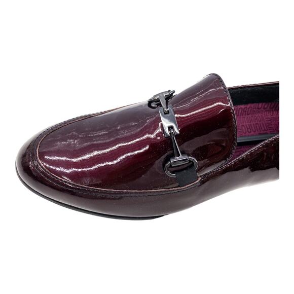New Munro Shoes Harrison II Ruby Red Patent Leather Bit Accent Loafers 7 - Picture 3 of 11